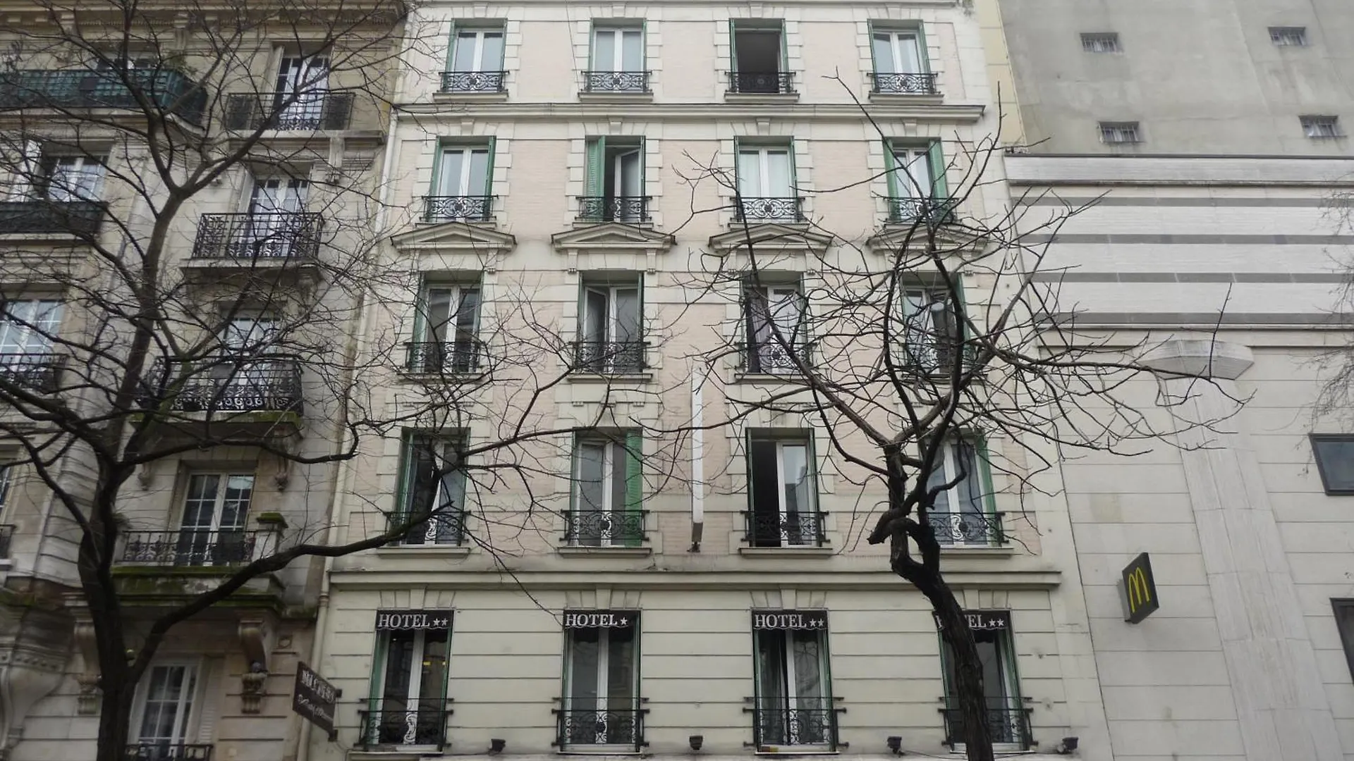 Où Dormir dans le 19e : 4 Hôtels 2 Étoiles à Paris